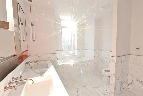 Rented by Peter Ashe | media 19