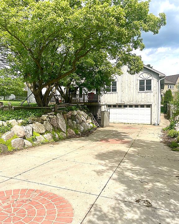 1st image of 430 Cabinet St