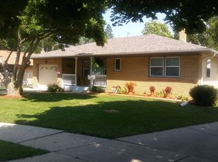 1015 Mayfair Ct, Rockford, IL 61107