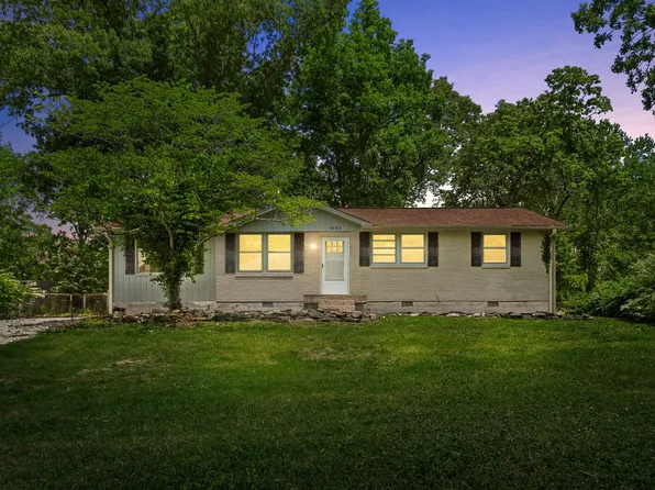 1003 Copperstill Cir, Kingston Springs, TN 37082