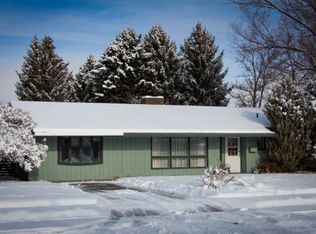 2537 Beartooth Dr, Cody, WY 82414