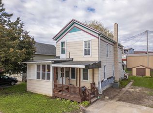 336 S Locust St, Reedsburg, WI 53959