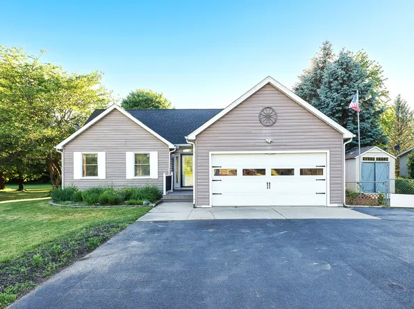8280 Clear Lake Rd, Grass Lake, MI 49240
