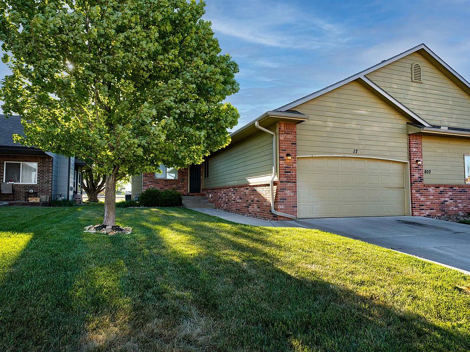 1st image of 802 S Bristol Cir #17