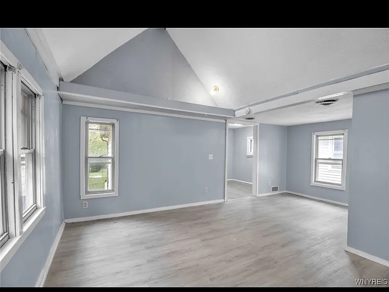 116 Goethe St #2 — Photo 5