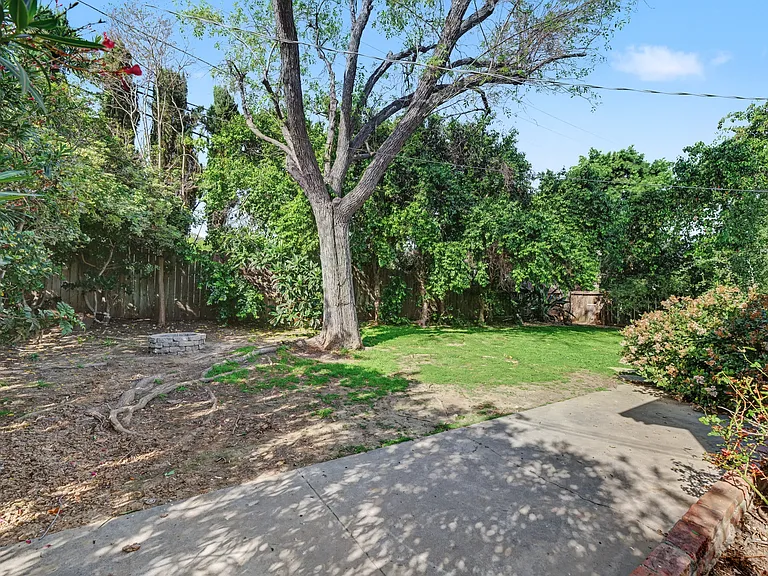 4413 Canoga Dr — Photo 25