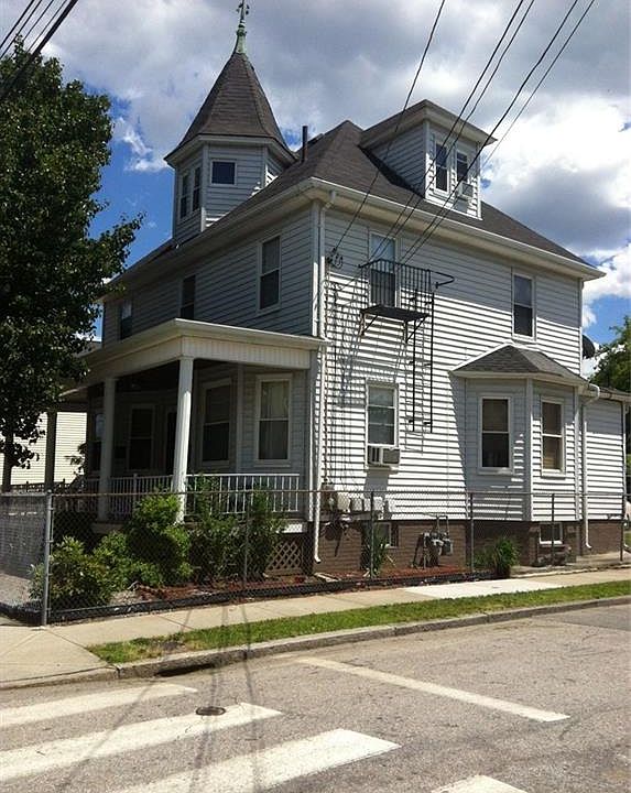 1st image of 166 Eastwood Ave