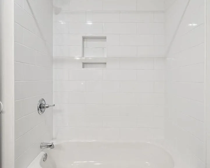 5629 Warrington Ave — Photo 6