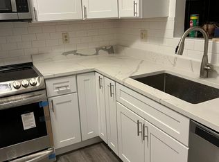 1463 20th Ave APT 3, Seattle, WA 98122