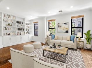 207 E 83rd St #3, New York, NY 10028