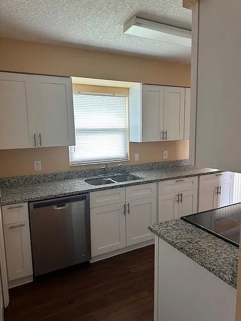2 bed, 1025 sqft, $1,550 — Photo 3