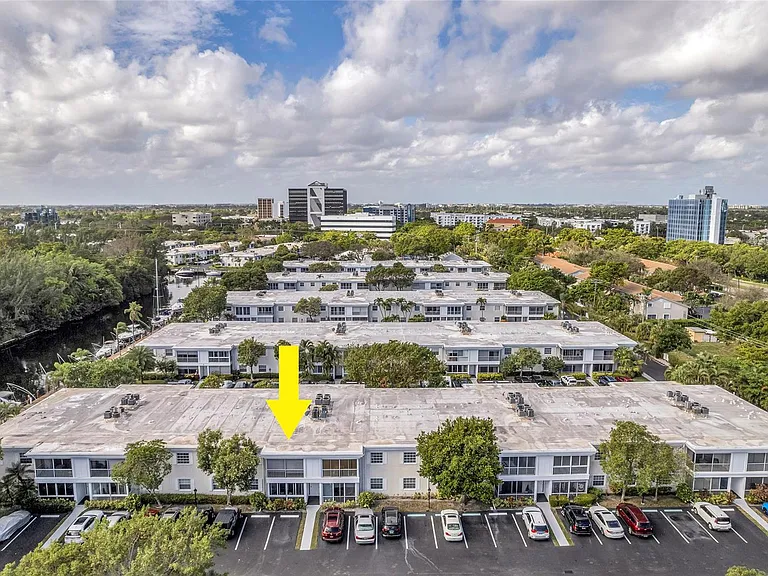 6413 Bay Club Dr #3 — Photo 21