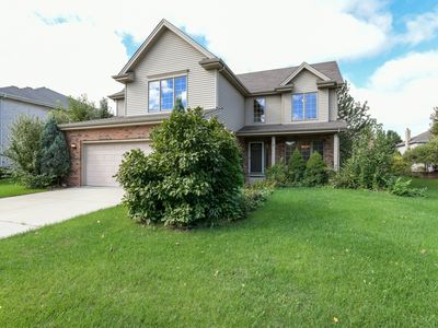8130 Hampton Dr, Woodridge, IL, 60517