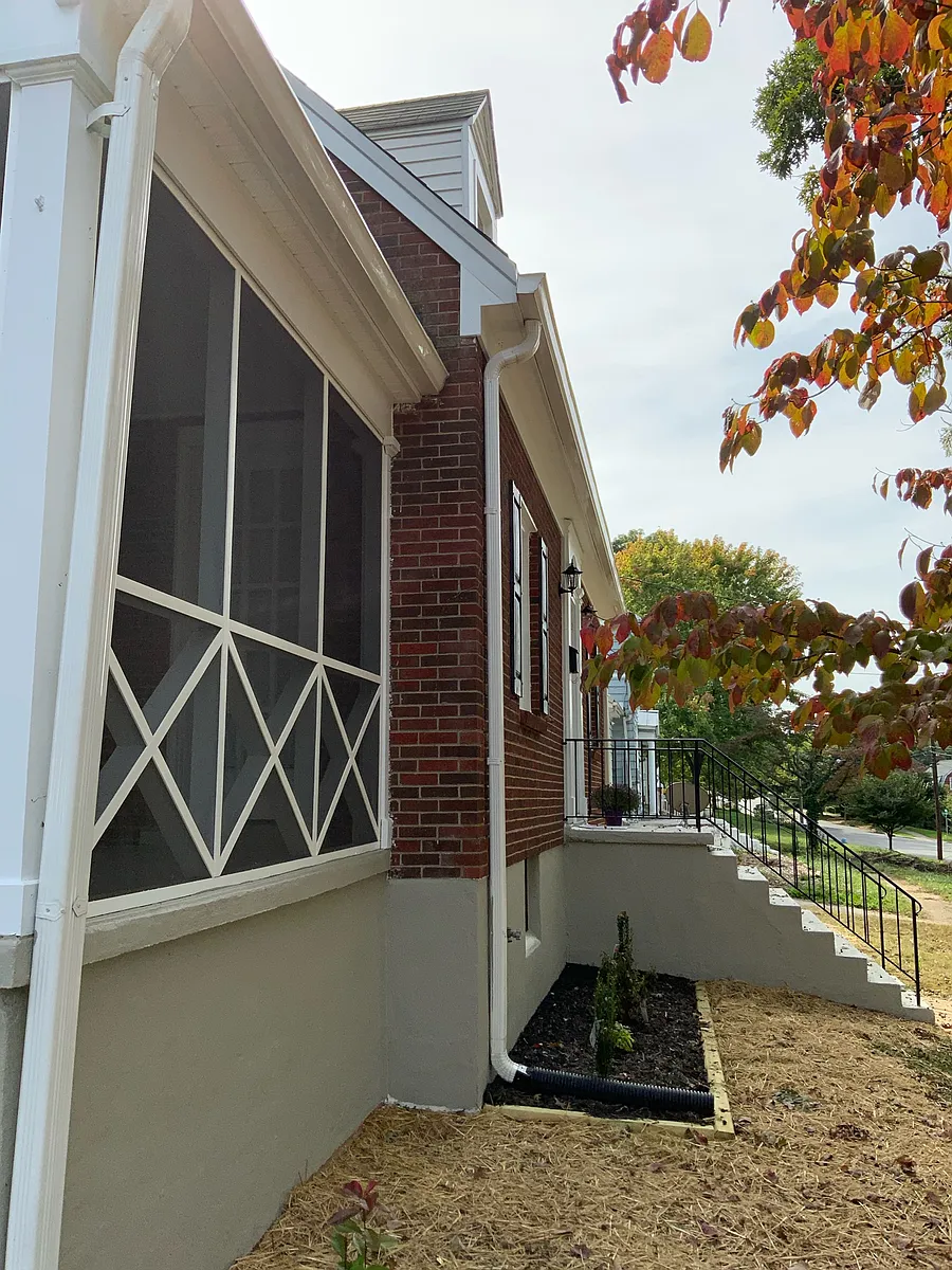 Beautiful walkable neighborhood streets. - 4500 Hilltop Dr