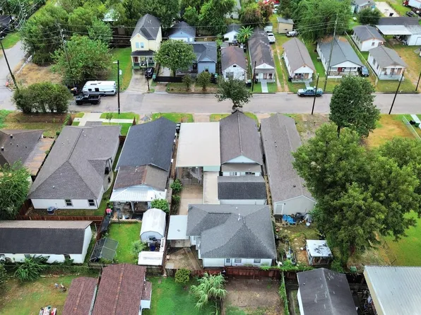7935 Avenue F, Houston, TX 77012