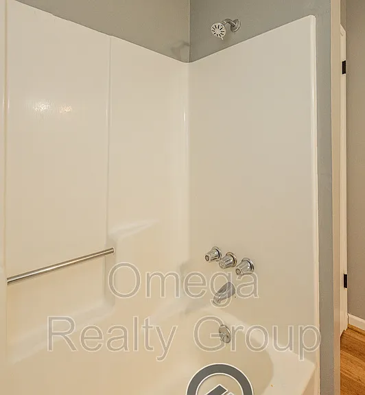 400 7th St E #2H — Photo 17