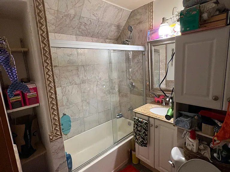 39 Farquhar St #2 — Photo 8