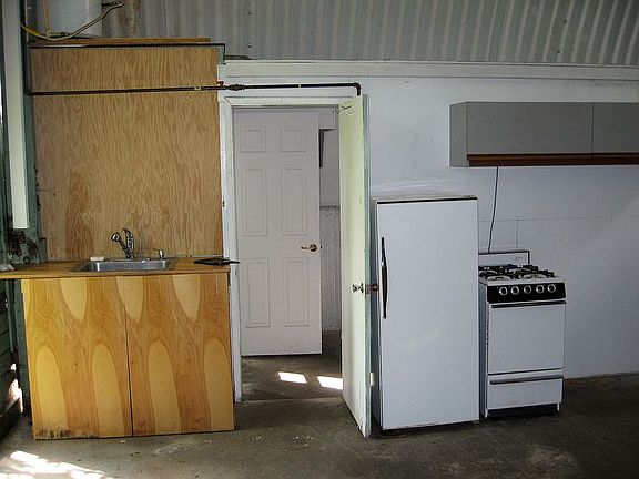 2nd image of 301 13th St