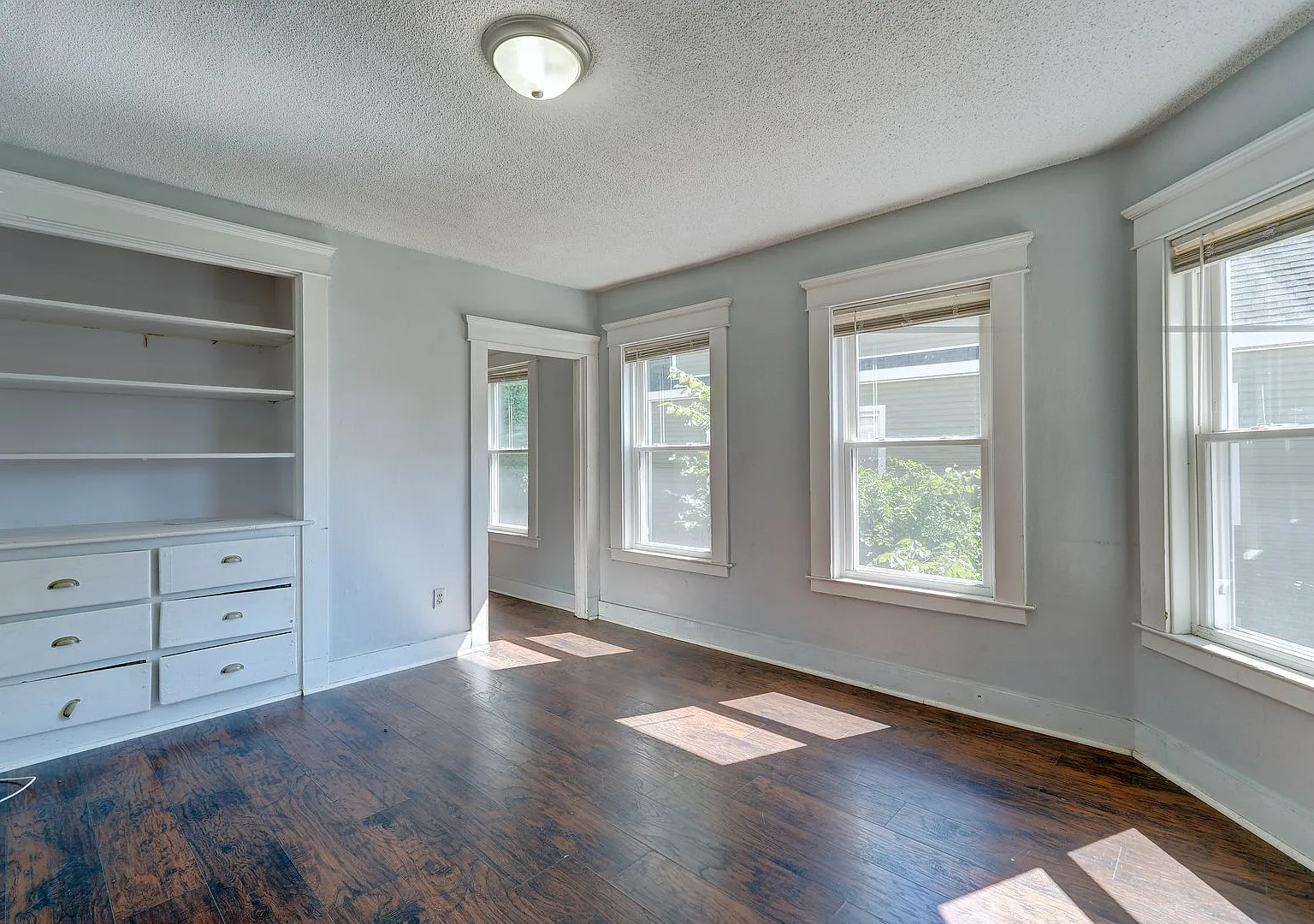 255 County St — Photo 1