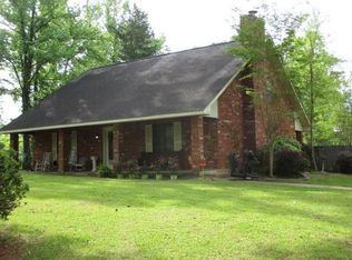 1150 Honeysuckle Ln, Ball, LA 71405