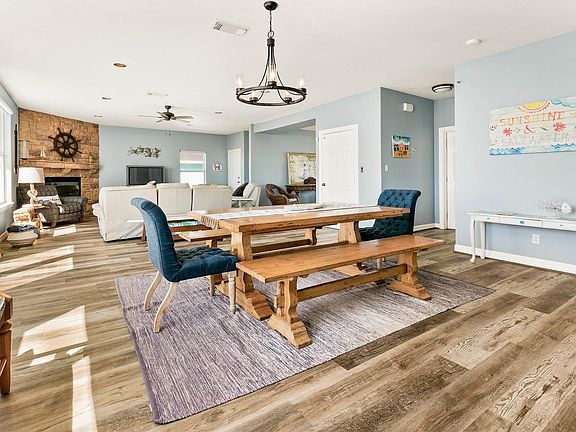 4th image of 20915 W Sandhill Dr