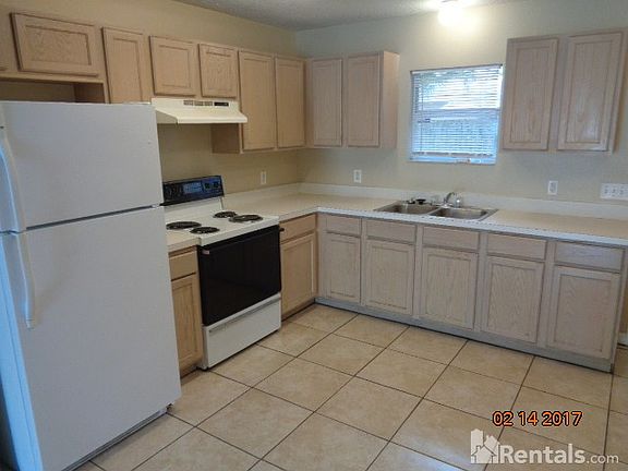 4th image of 2816 Locicero Dr #A
