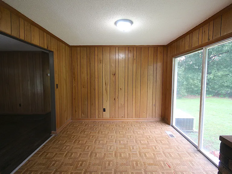 6905 Moreview Rd — Photo 5