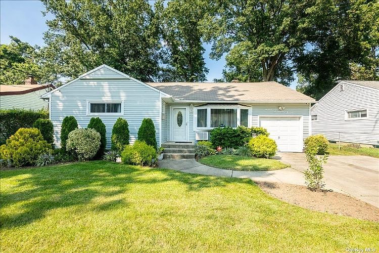 1st image of 777 Janos Ln