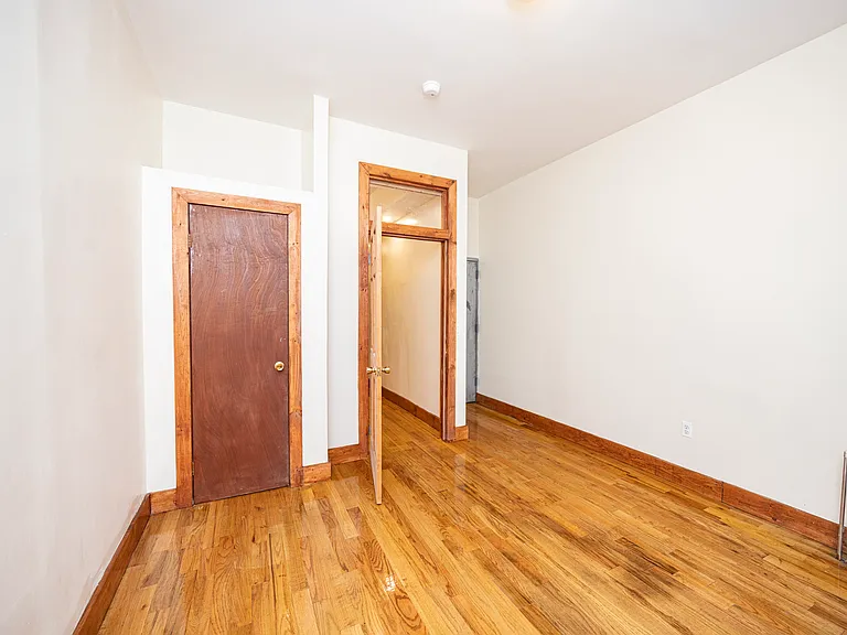 1412 De Kalb Ave #2L — Photo 13
