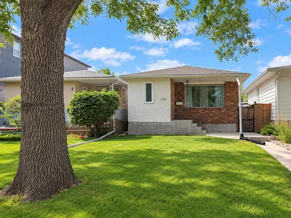 2754 MACKAY STREET, Regina, SK S4R 1A6