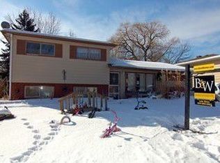 1913 Irving Pkwy, Waukegan, IL 60087