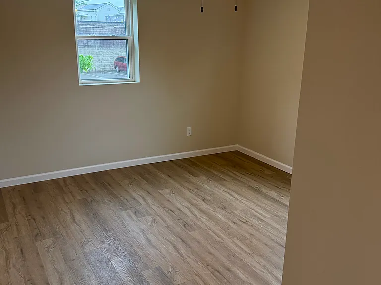 1523 Greenup St #3 — Photo 9