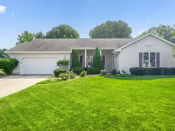 1515 Polo Run Ter, Green Bay, WI 54313