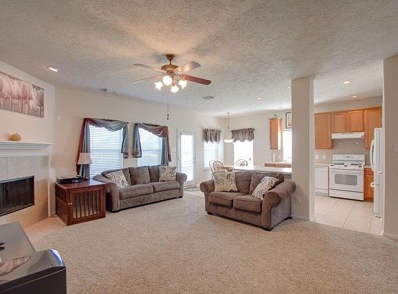 4th image of 7501 Waterlilly Ln