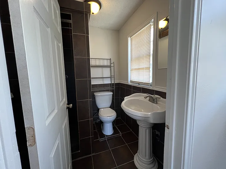 1714 Avenue X #2 — Photo 7