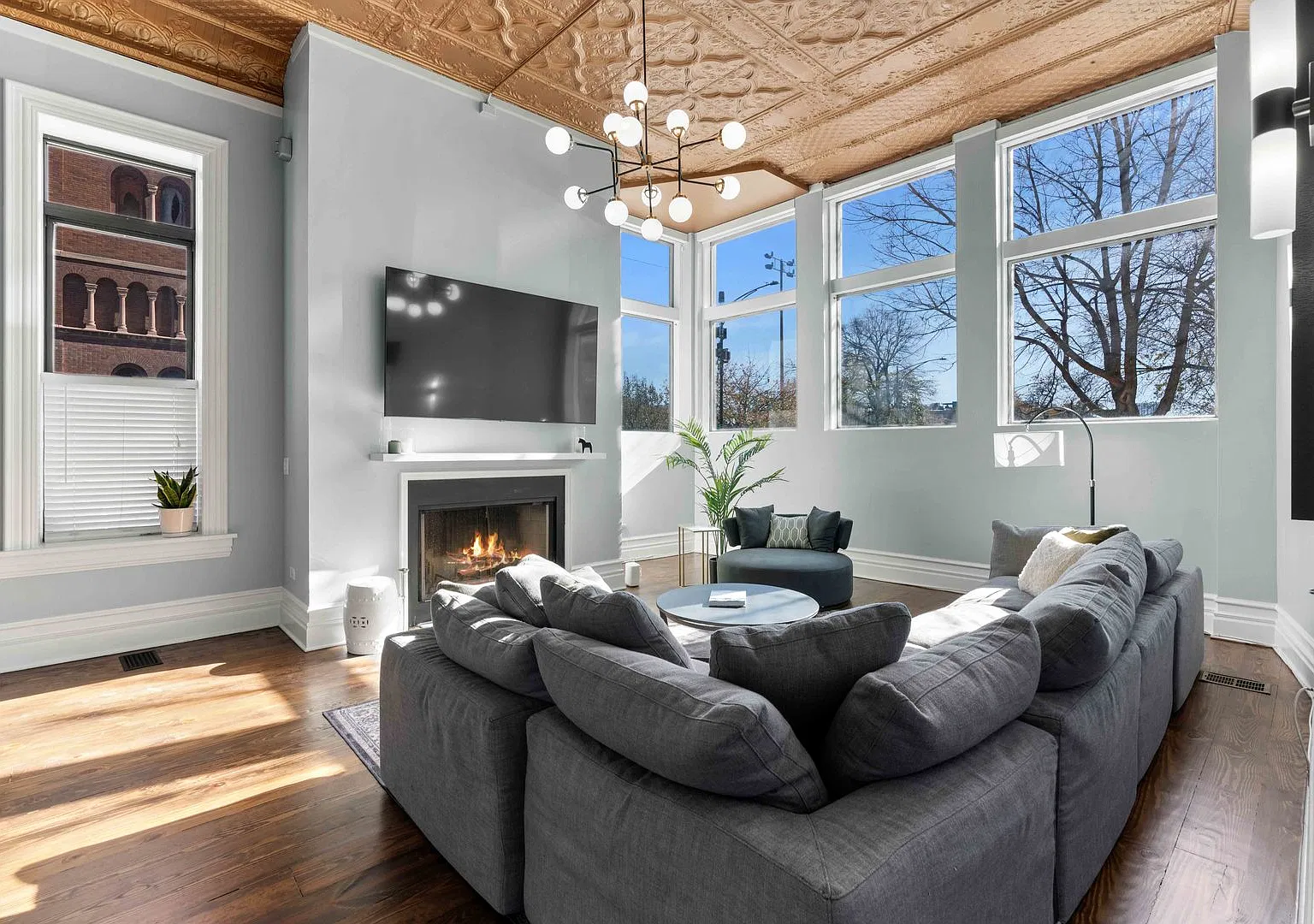 3 bed, 3000 sqft, $4,600 — Photo 3