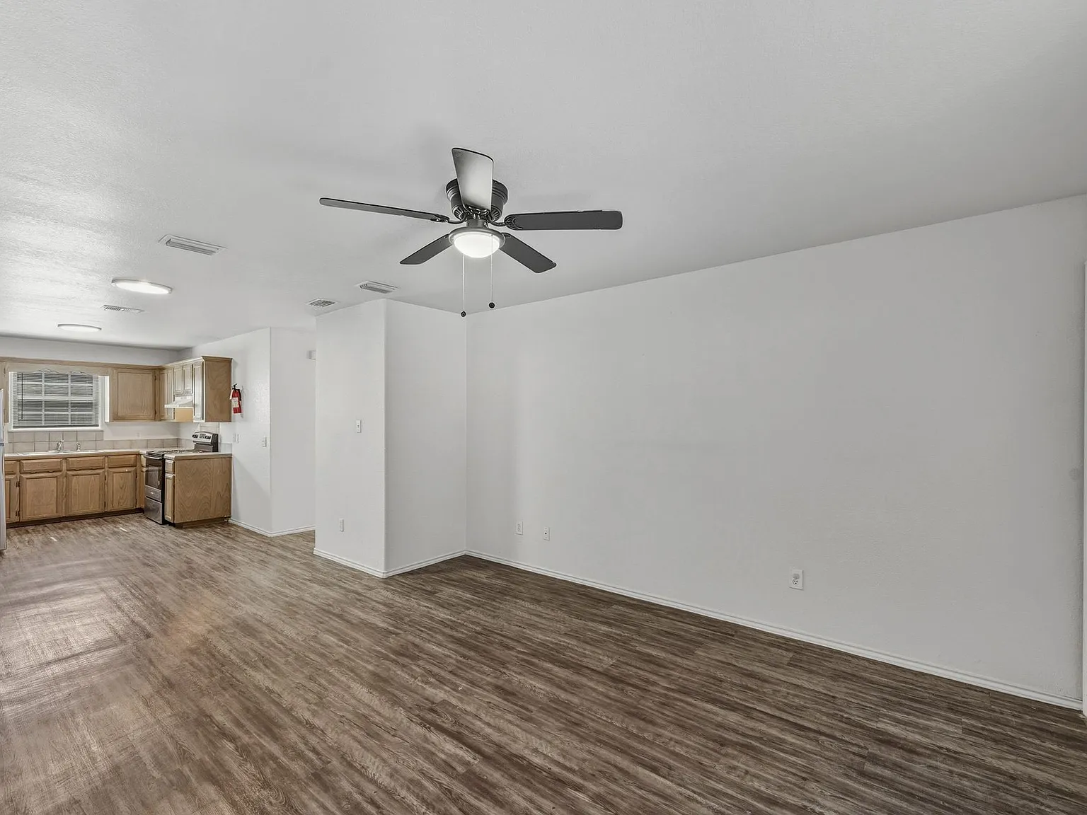 315 Gastel Circle — Photo 3