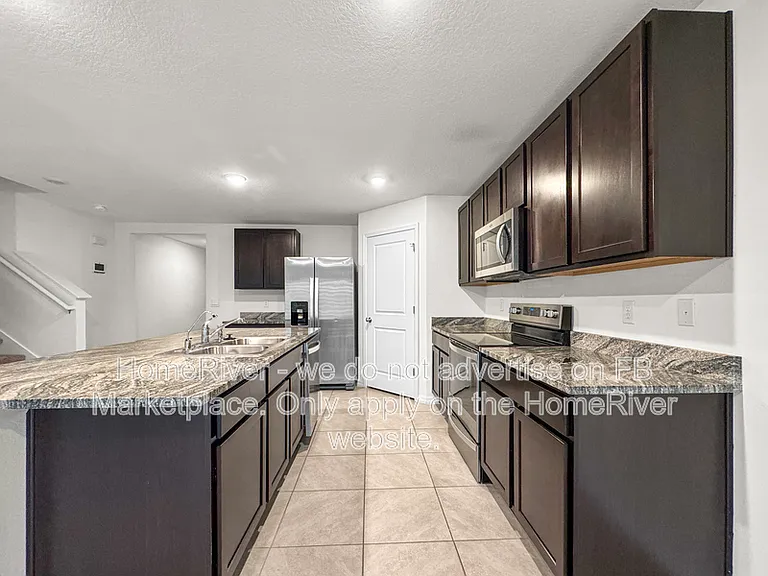10757 Chippewa Dr — Photo 2