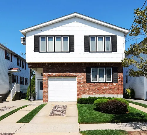 465 Riga St #2 Photo 1