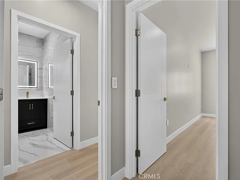16425 Clymer St — Photo 23