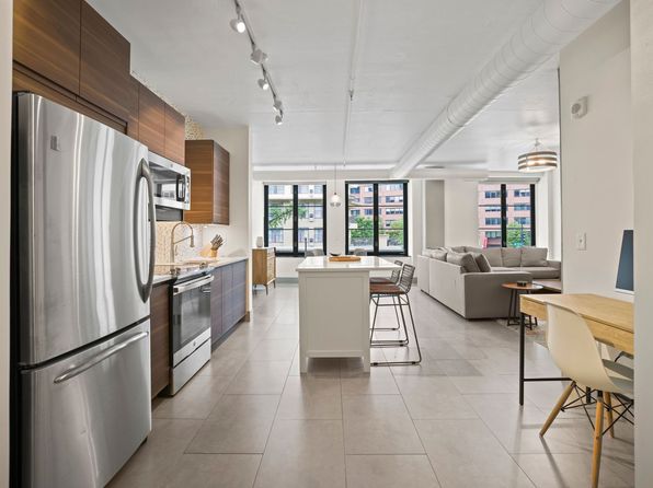 1133 14th St NW APT 204