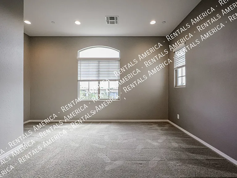 2751 S Balsam Dr — Photo 39