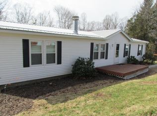 6535 Lookout Dr, Nashport, OH 43830