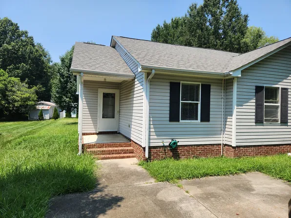 213 Bishop Ln, Concord, NC
