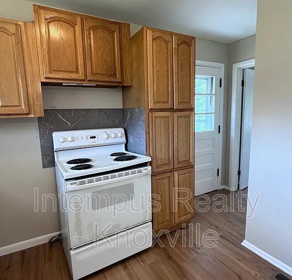712 S Beaman St — Photo 9