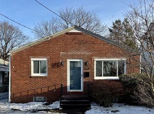 2214 Adams St, Natrona Heights, PA 15065