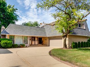 1010 W Lonnquist Blvd, Mount Prospect, IL