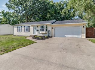 120 Ardmoor Dr, Battle Creek, MI 49037