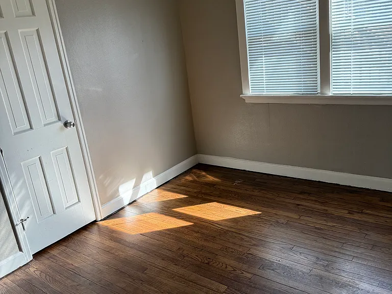 1822 N Vel R Phillips Ave — Photo 10