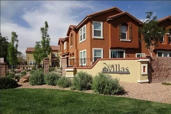601 Menaul Blvd NE #3801 — Photo 1